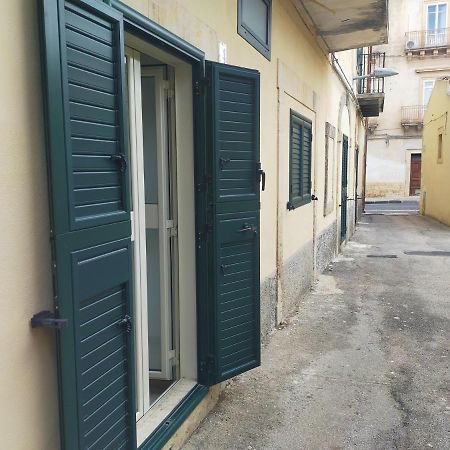 Cataldi'S Rooms Noto Exterior foto