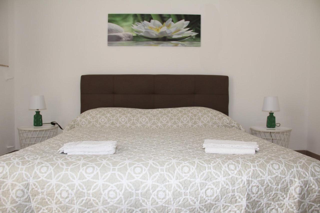 Cataldi'S Rooms Noto Exterior foto